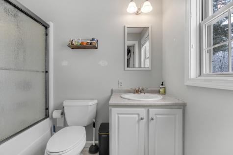 9 Jill Street Lewiston ME 04240