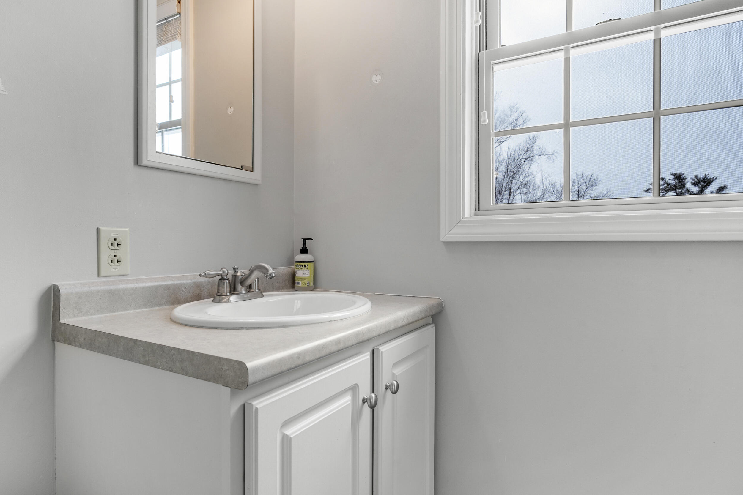 9 Jill Street Lewiston ME 04240