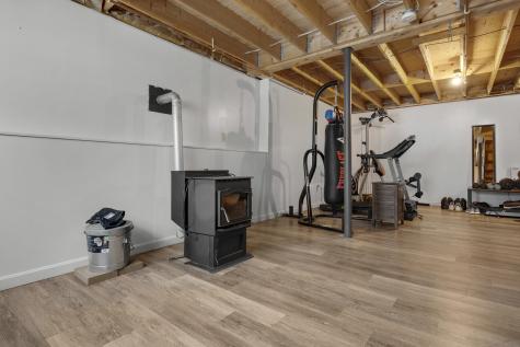 9 Jill Street Lewiston ME 04240