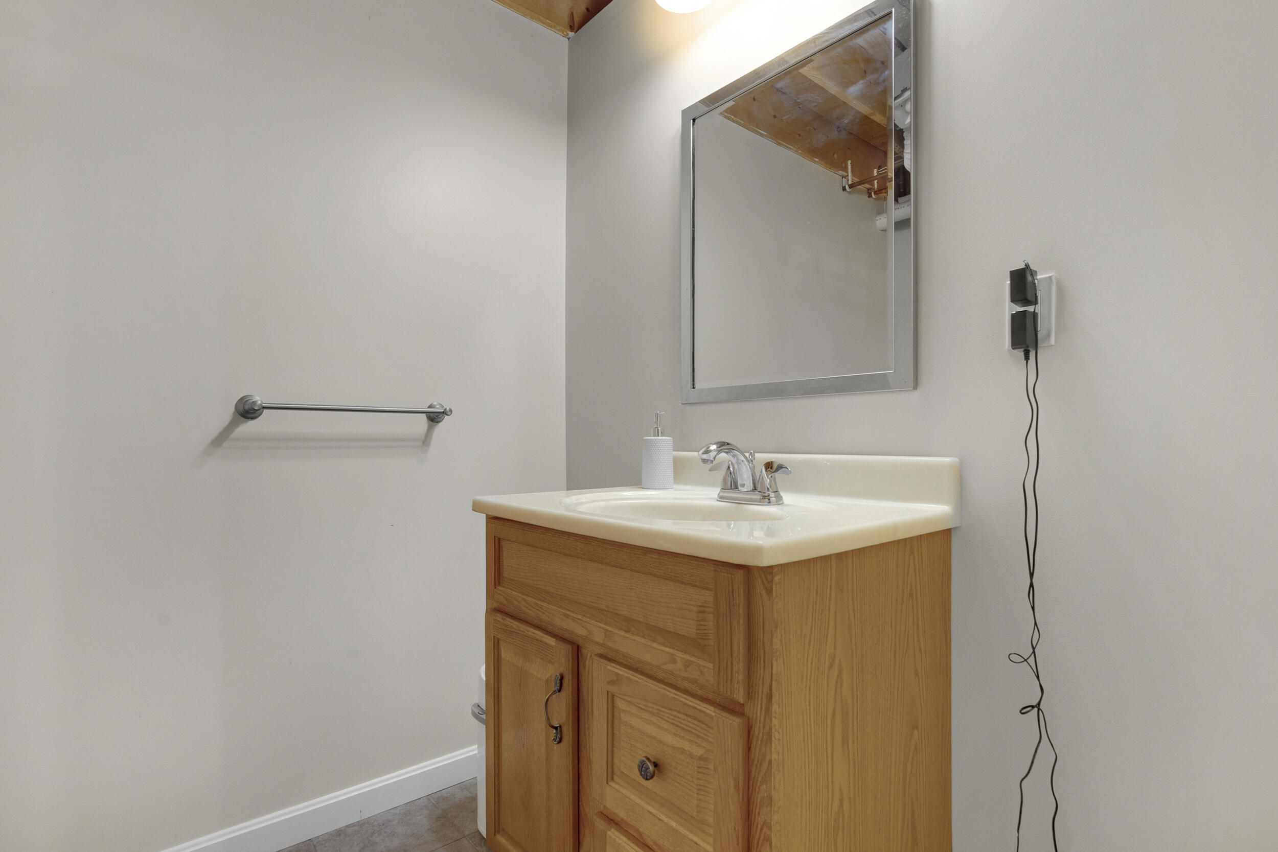 9 Jill Street Lewiston ME 04240