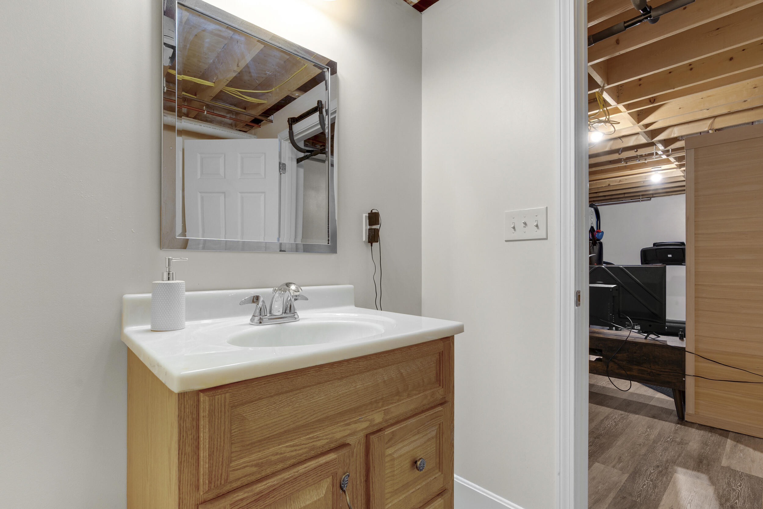 9 Jill Street Lewiston ME 04240