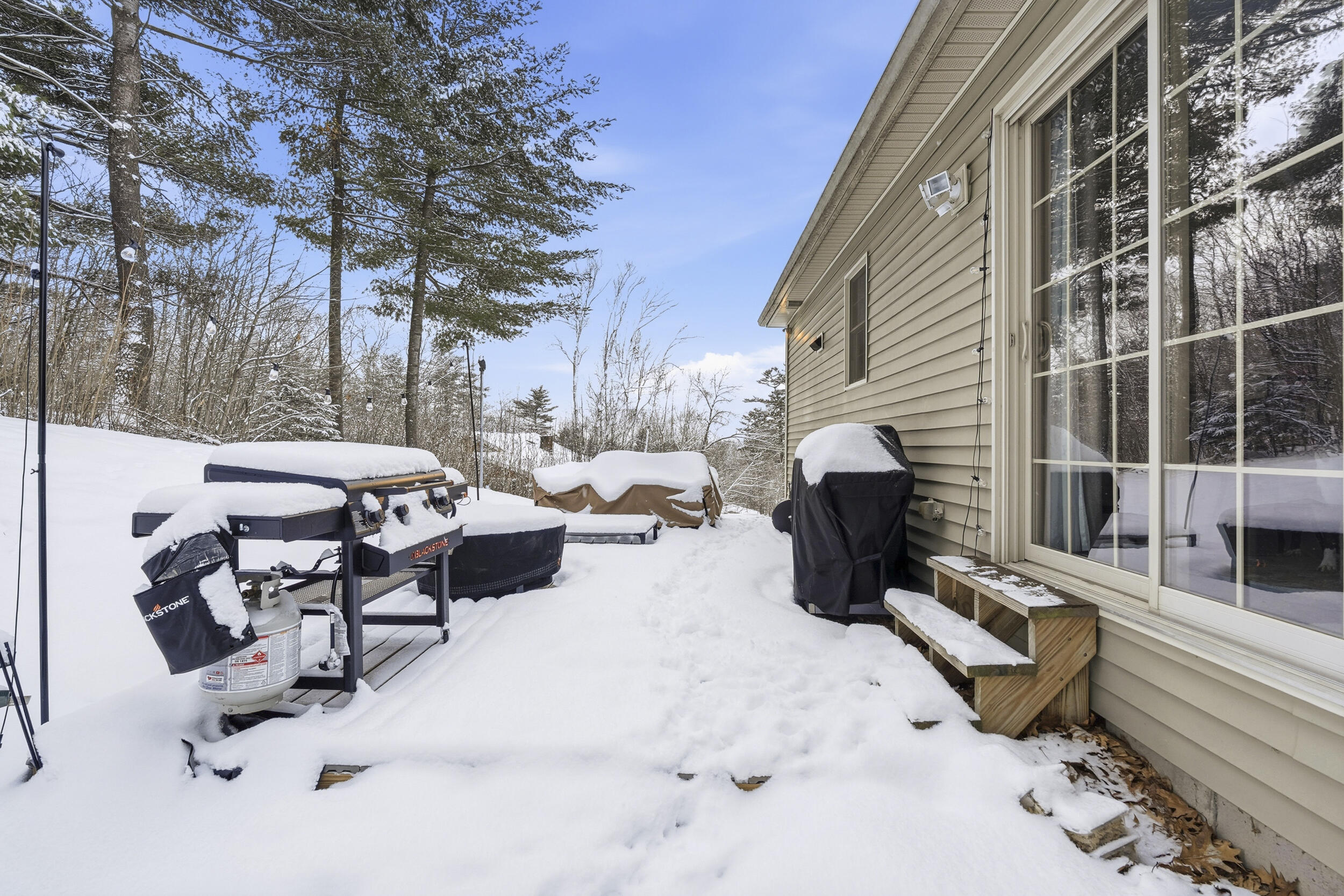 9 Jill Street Lewiston ME 04240