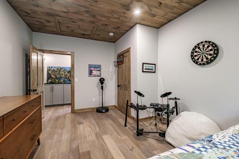 50 Paradise Road Bethel ME 04217