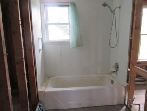 92 Bassett Road Winslow ME 04901