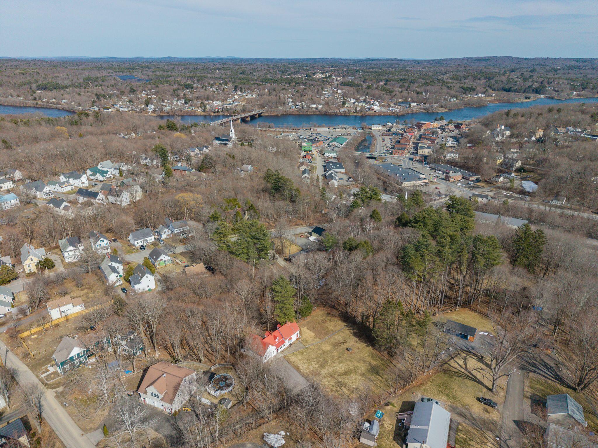 28 Fountain Street Gardiner ME 04345