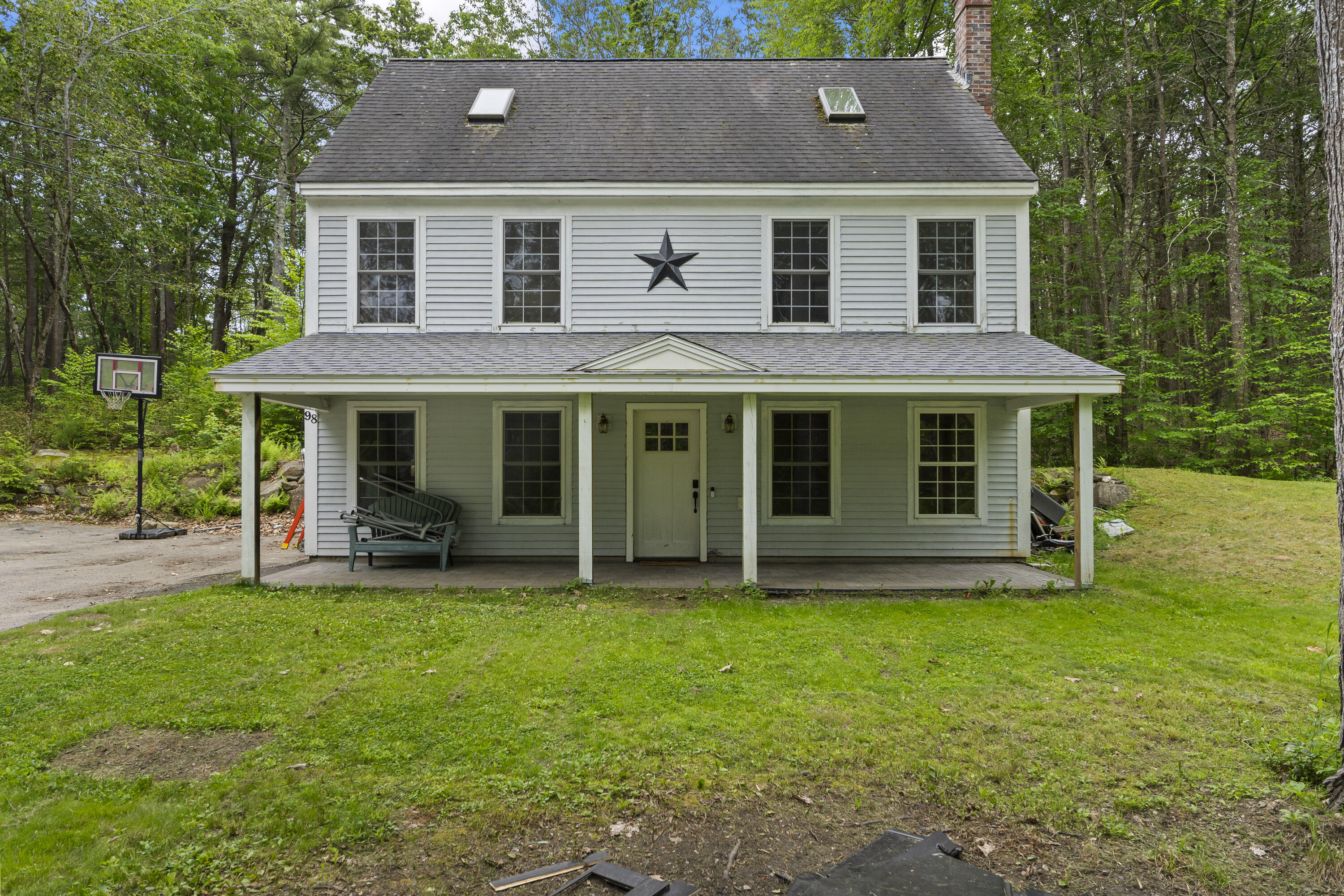 98 Mountain Road York ME 03902