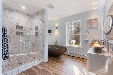 4 Dragonfly Circle Limerick ME 04048