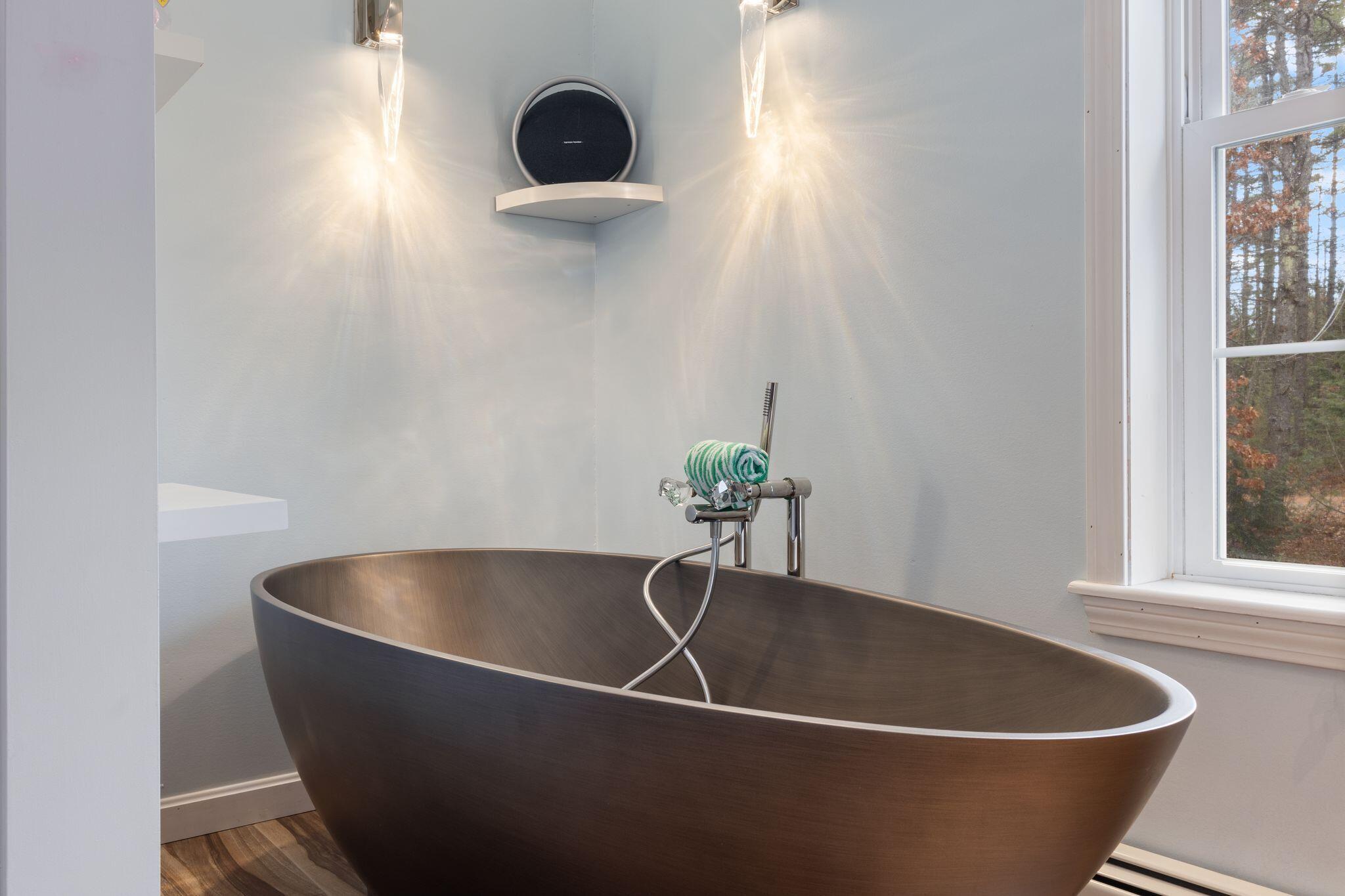 4 Dragonfly Circle Limerick ME 04048