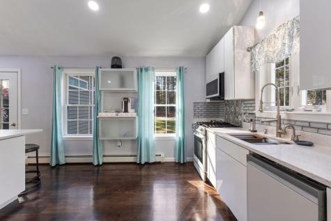 4 Dragonfly Circle Limerick ME 04048