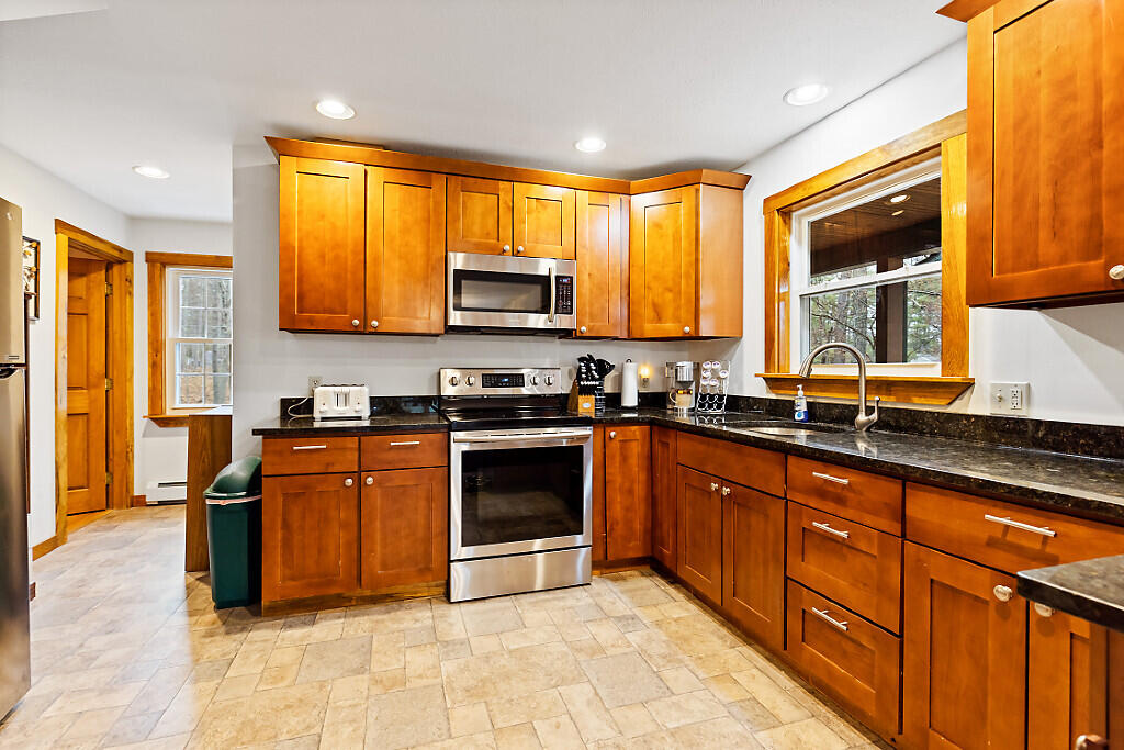 68 Diamond Drive Waterboro ME 04061