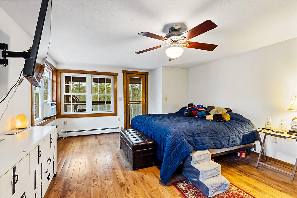 68 Diamond Drive Waterboro ME 04061
