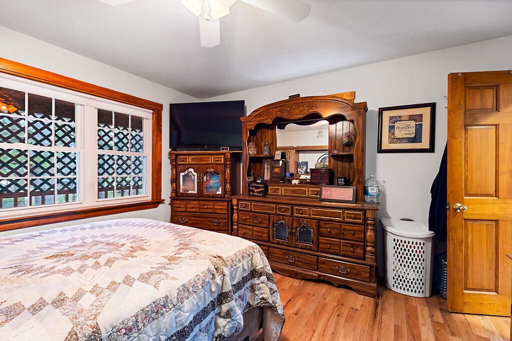 68 Diamond Drive Waterboro ME 04061
