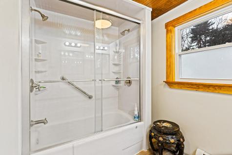 68 Diamond Drive Waterboro ME 04061