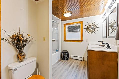68 Diamond Drive Waterboro ME 04061