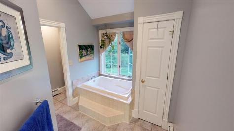 547 Pownal Road Auburn ME 04210