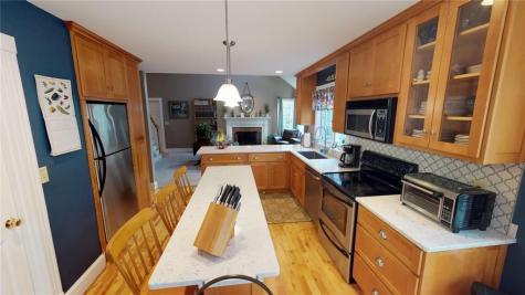 547 Pownal Road Auburn ME 04210