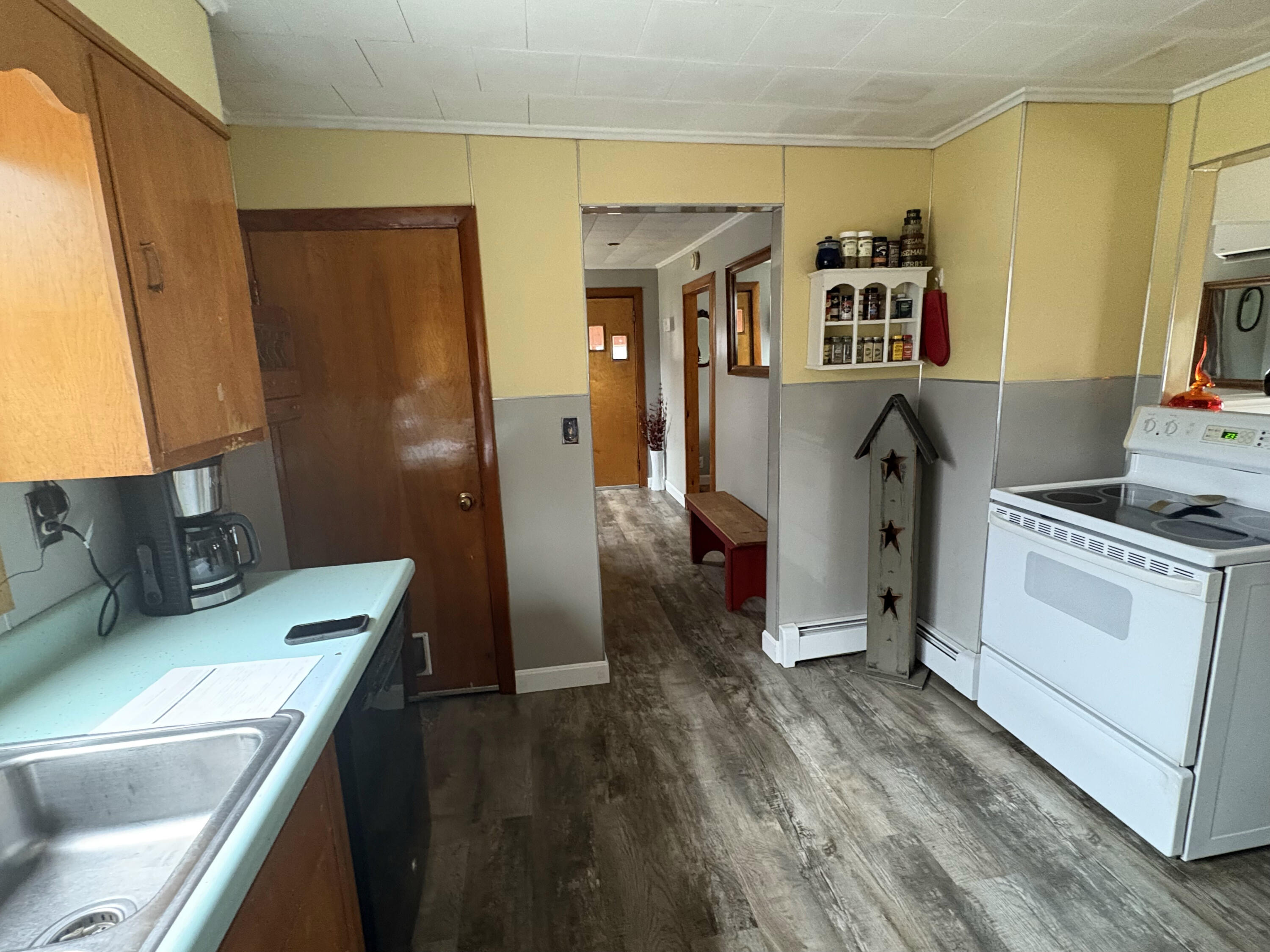 2 Western Avenue East Millinocket ME 04430