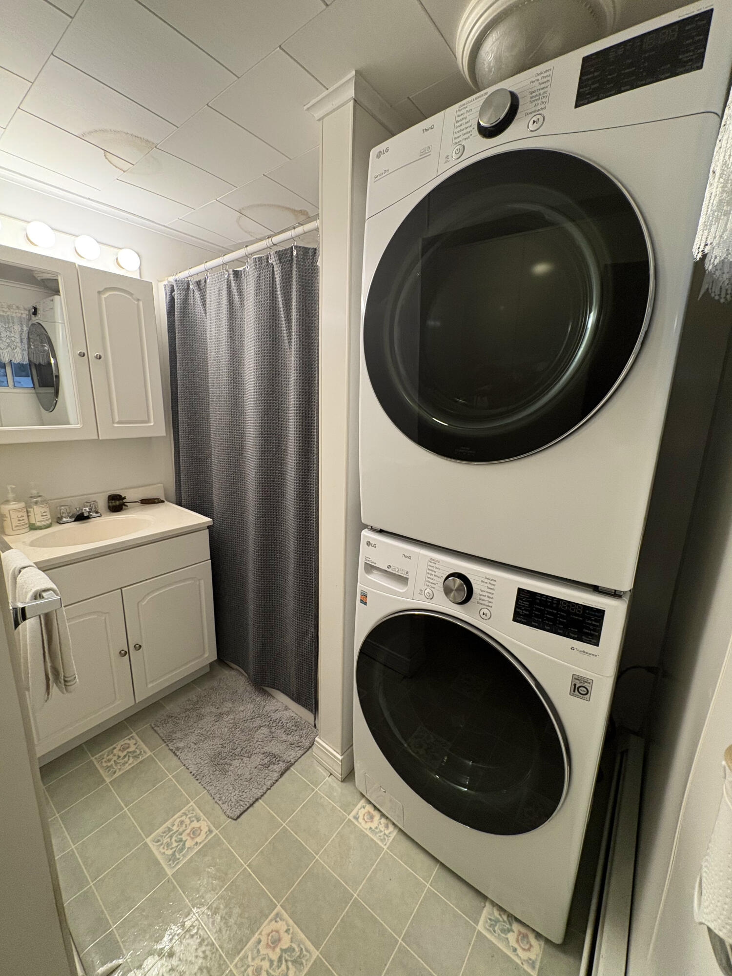 2 Western Avenue East Millinocket ME 04430