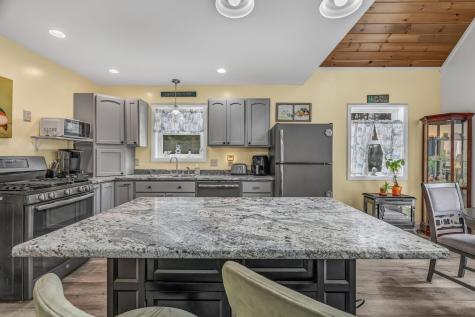 291 White Point Estates Road Lincoln ME 04457