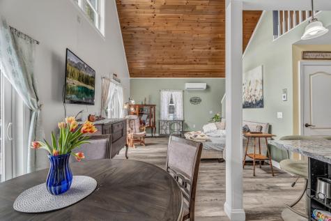 291 White Point Estates Road Lincoln ME 04457