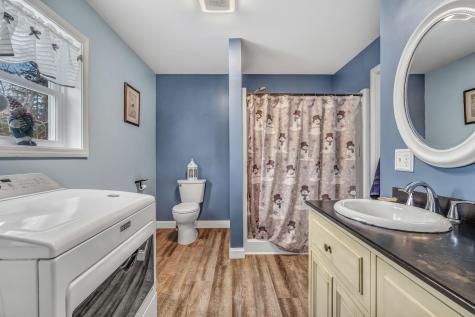 291 White Point Estates Road Lincoln ME 04457