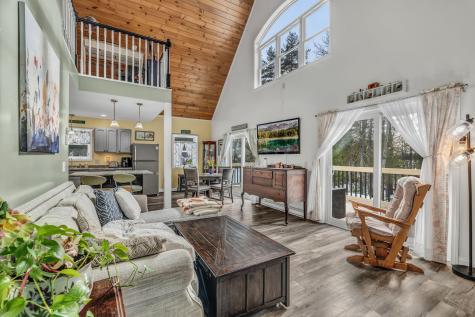 291 White Point Estates Road Lincoln ME 04457