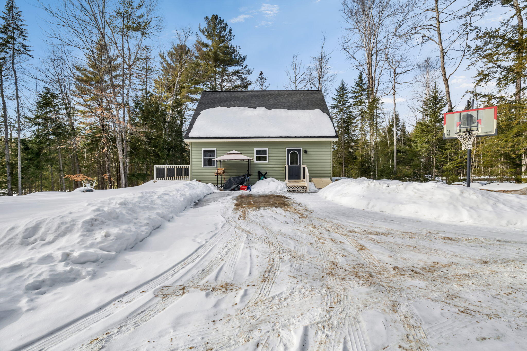 291 White Point Estates Road Lincoln ME 04457