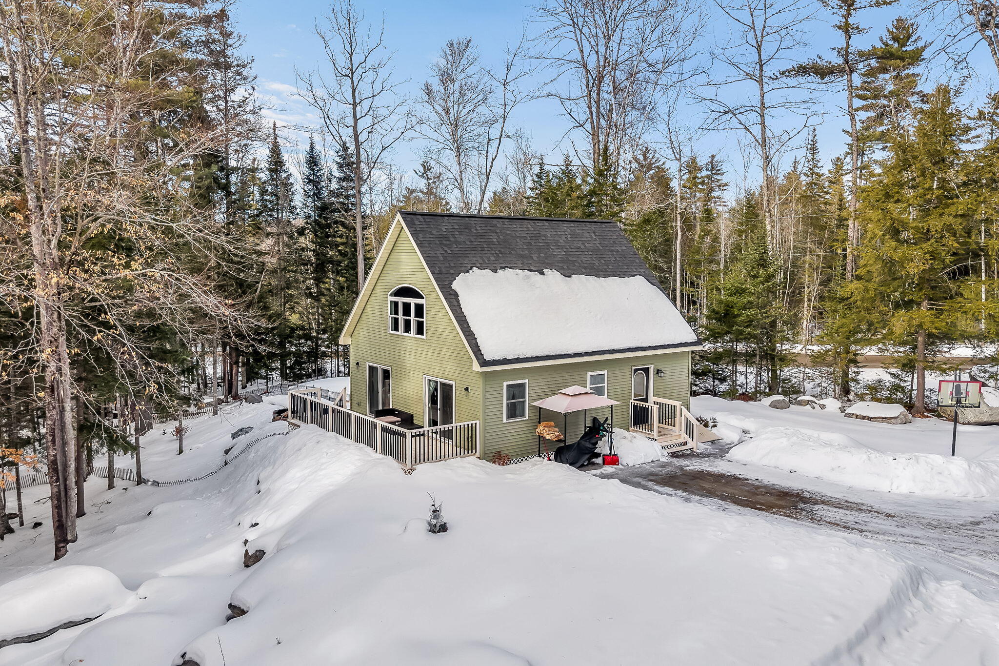 291 White Point Estates Road Lincoln ME 04457
