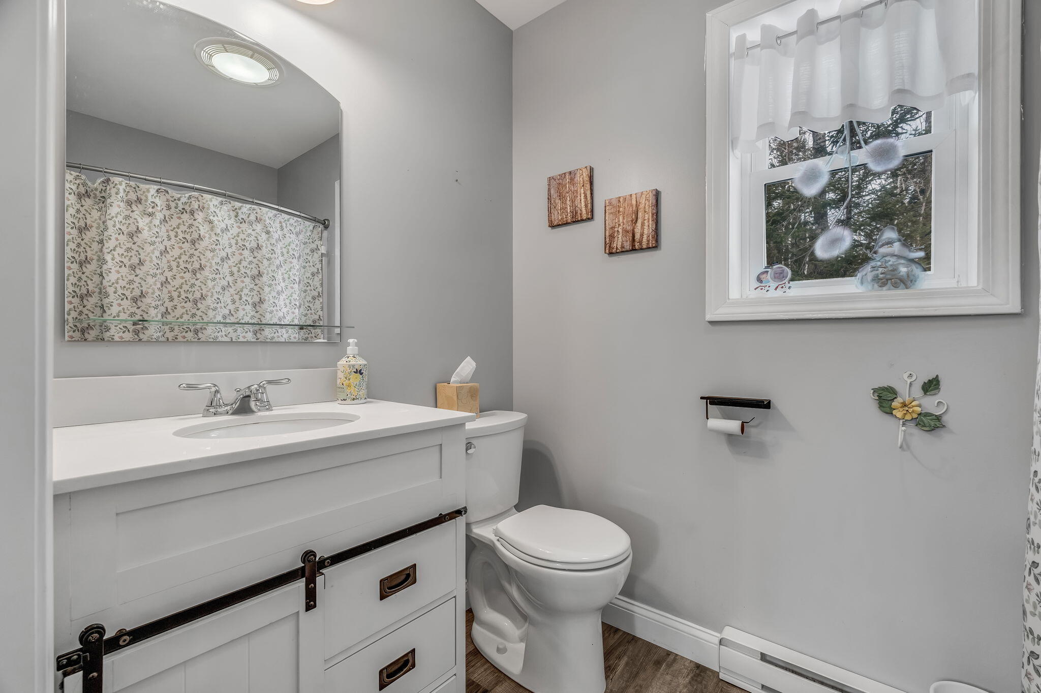 291 White Point Estates Road Lincoln ME 04457