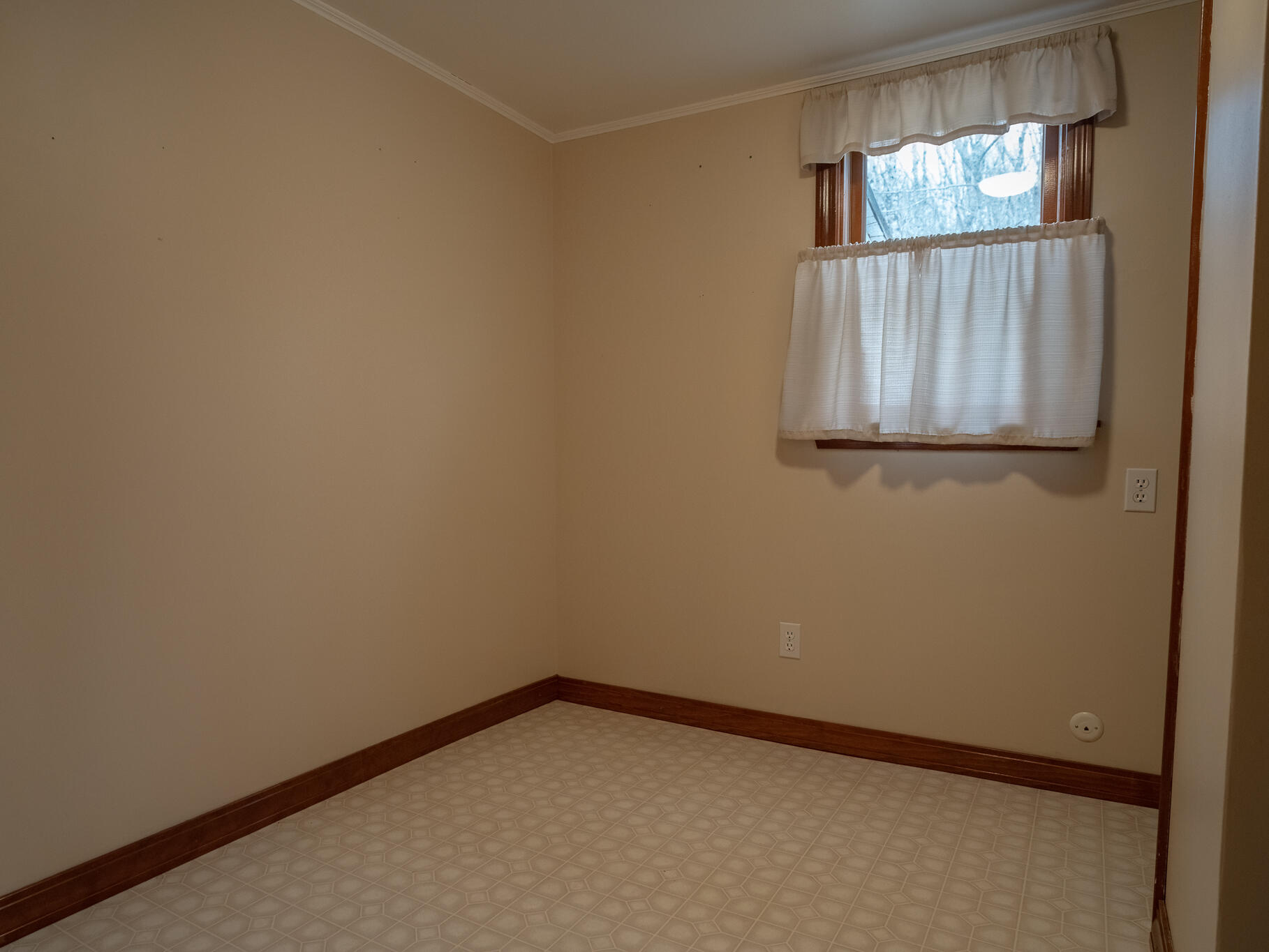 1270 U.s. 1 Weston ME 04424