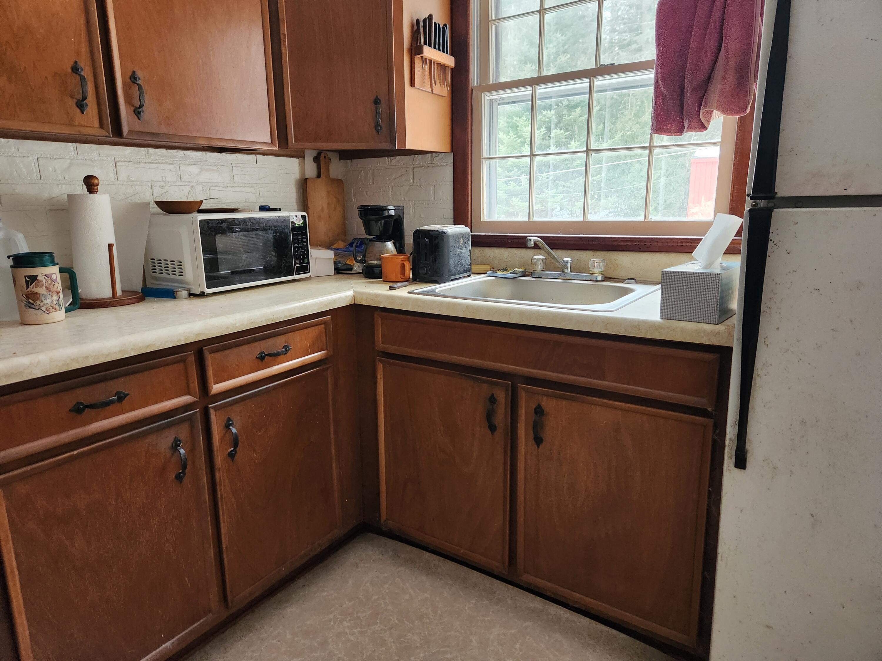 86 Beach Road Lincolnville ME 04849