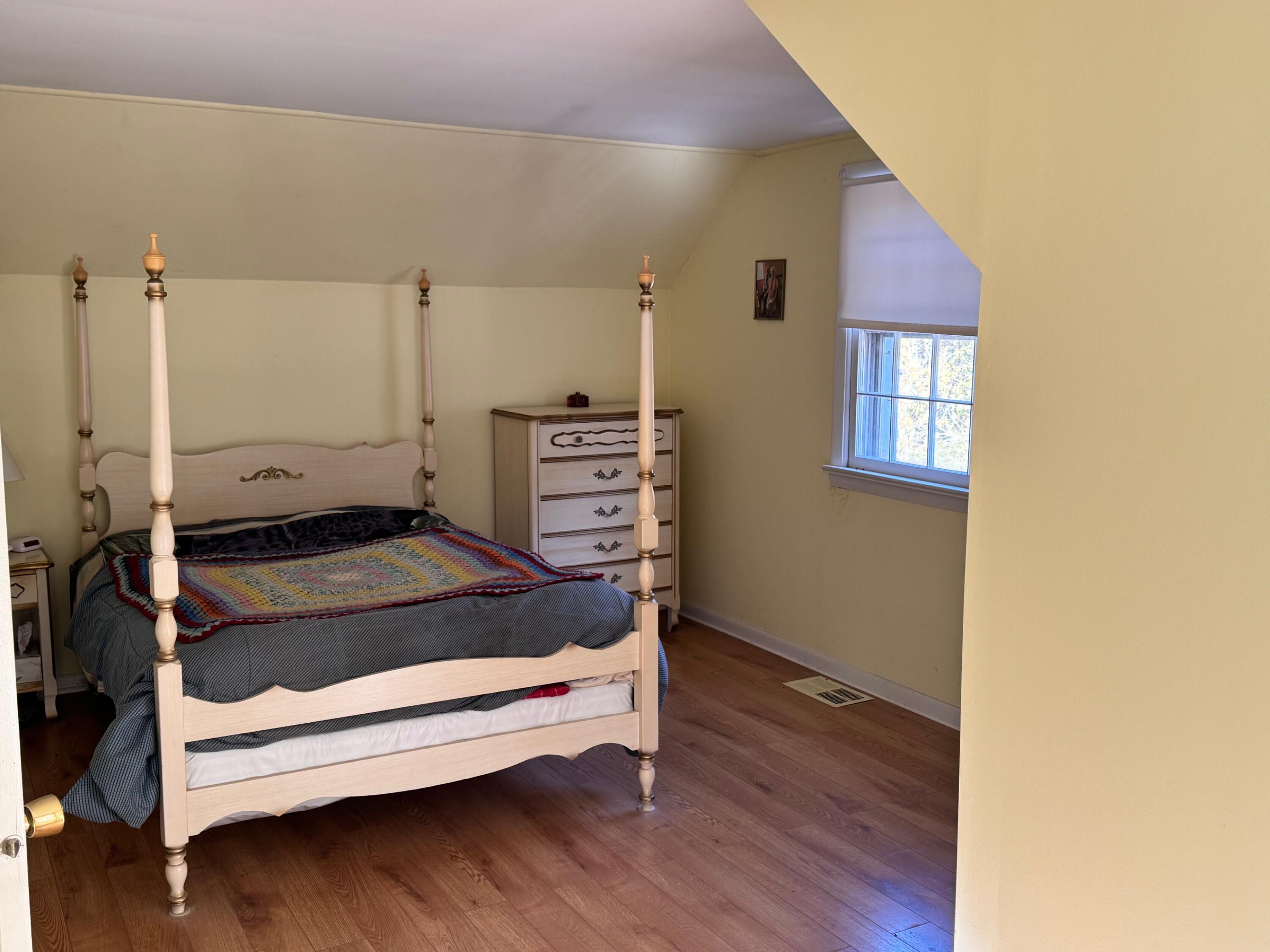 86 Beach Road Lincolnville ME 04849