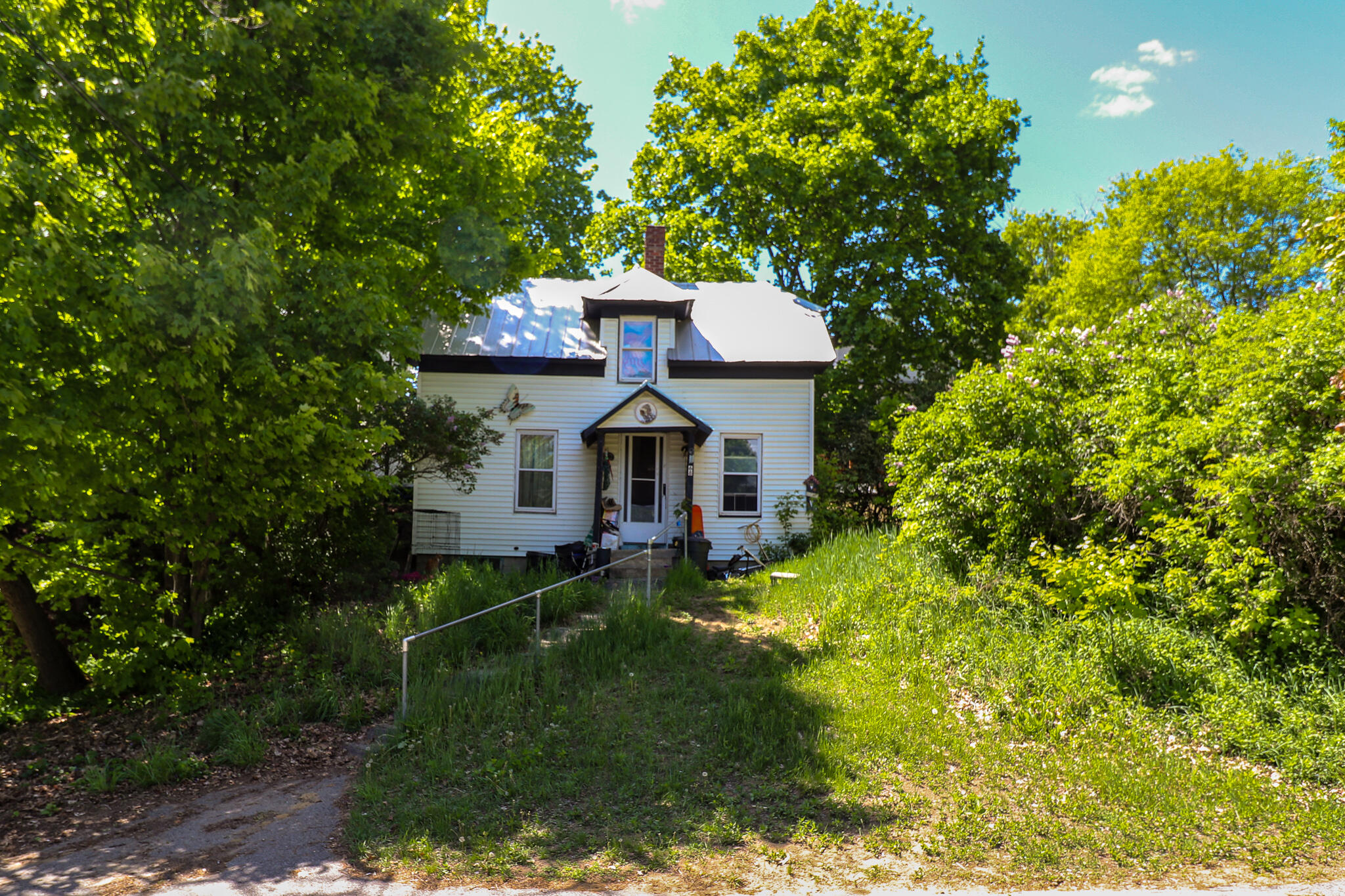 68 Weld Street Dixfield ME 04224