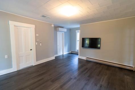 115 Pleasant Street Dexter ME 04930