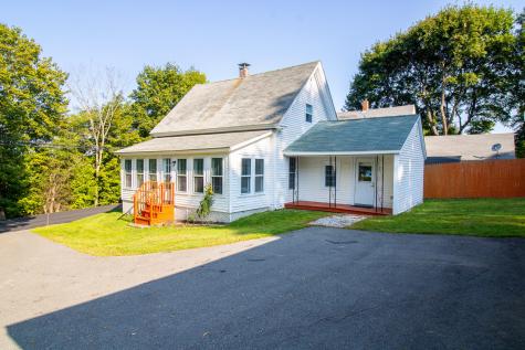 115 Pleasant Street Dexter ME 04930