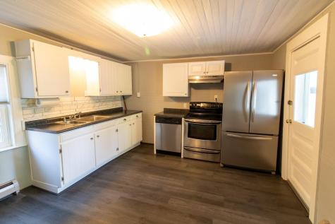 115 Pleasant Street Dexter ME 04930