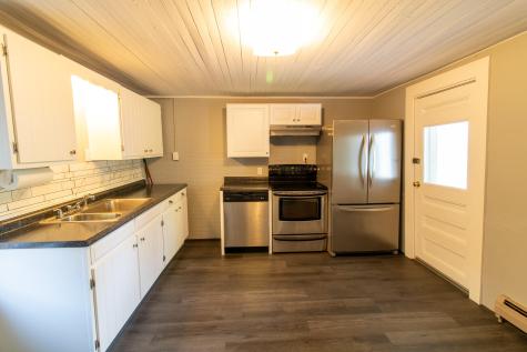 115 Pleasant Street Dexter ME 04930