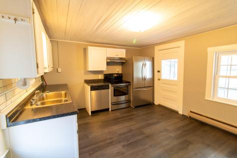 115 Pleasant Street Dexter ME 04930