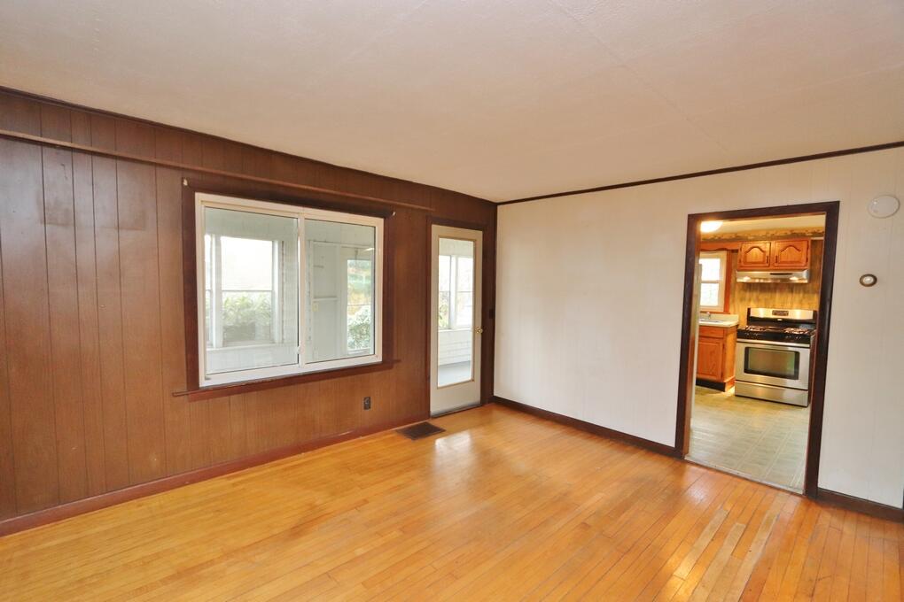 71 Dillingham Street Bangor ME 04401