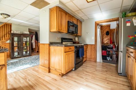 220 Tandberg Trail Windham ME 04062
