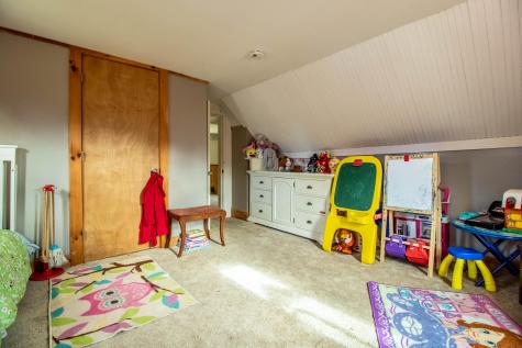 220 Tandberg Trail Windham ME 04062