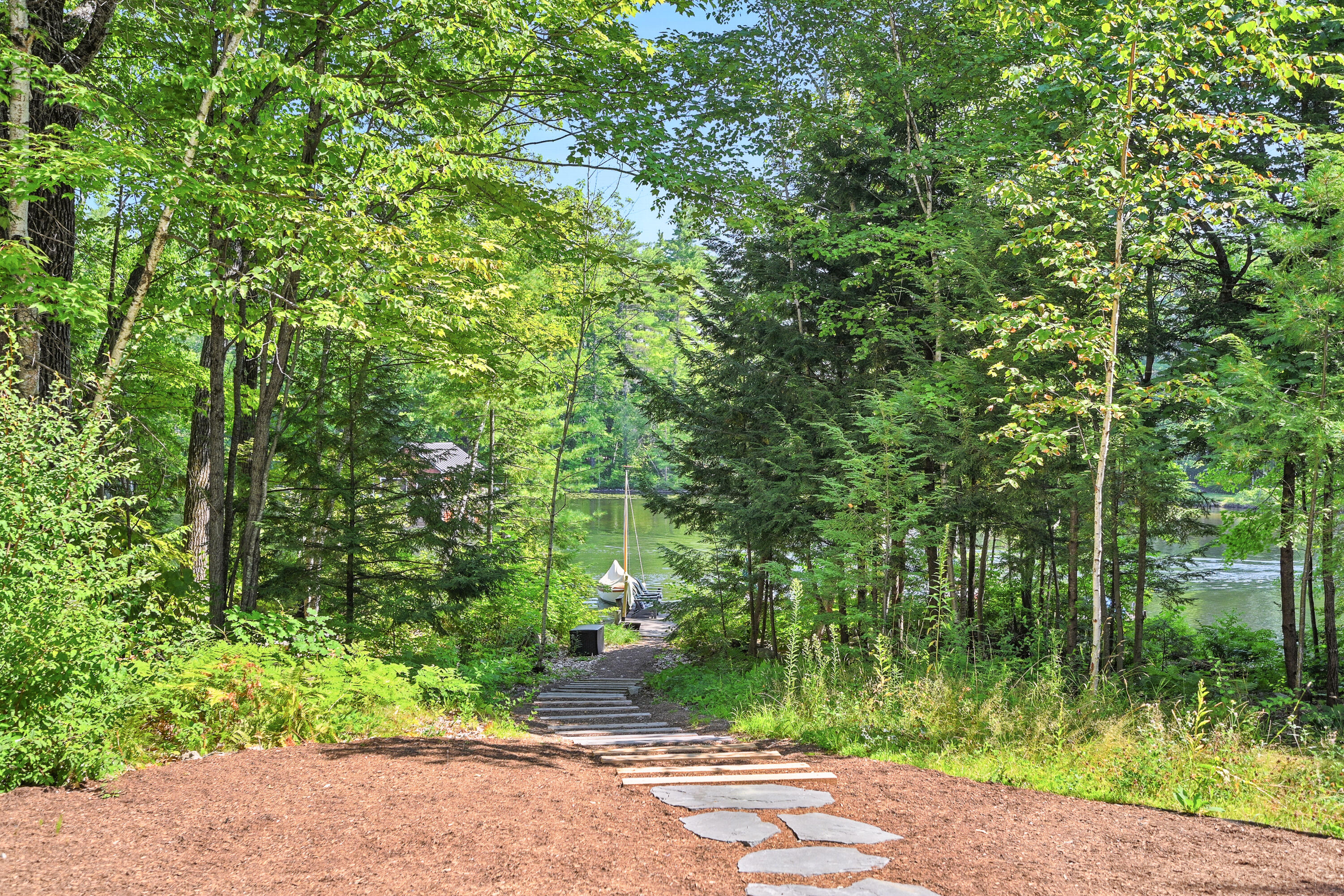 12 Dern Lane Belgrade ME 04918