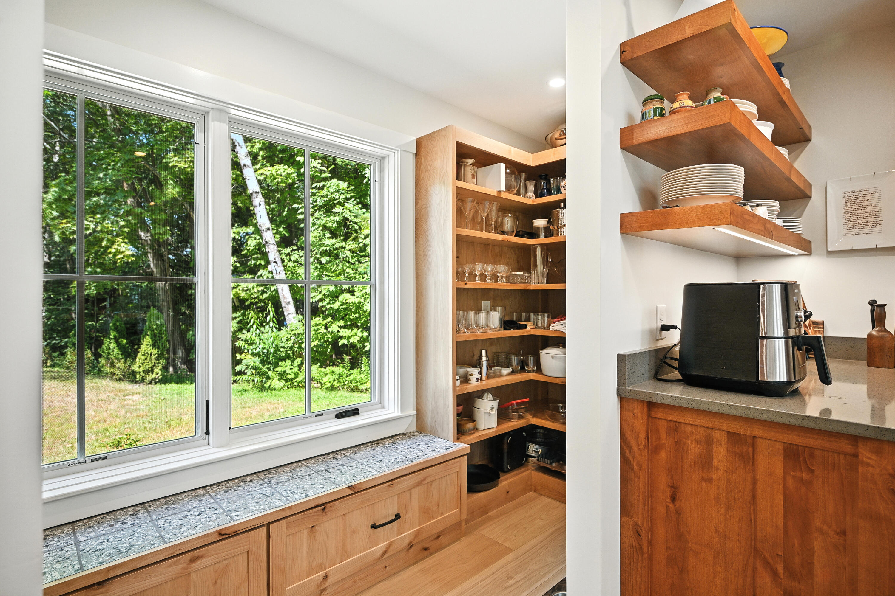 12 Dern Lane Belgrade ME 04918