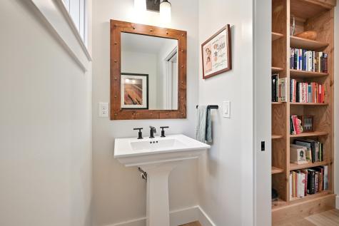 12 Dern Lane Belgrade ME 04918