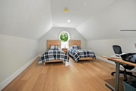 12 Dern Lane Belgrade ME 04918