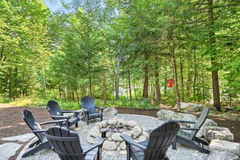 12 Dern Lane Belgrade ME 04918