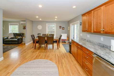 14 Jesses Way Standish ME 04084