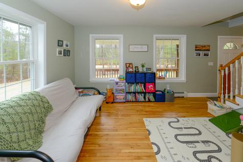 14 Jesses Way Standish ME 04084