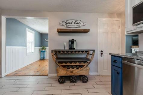 10 Fairlawn Avenue Lewiston ME 04240