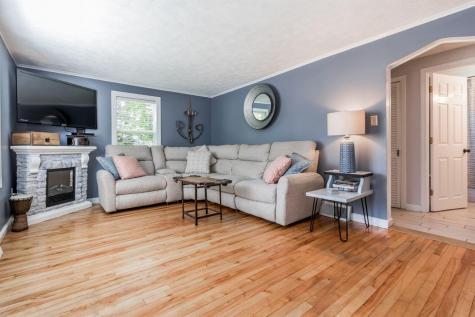 10 Fairlawn Avenue Lewiston ME 04240